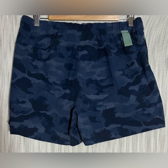 Fabletics Camo Athletic Shorts - Blue - Picture 4 of 4